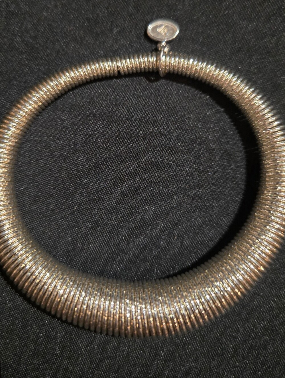 NIB Silpada Stretch Bracelet | Original Box & Pouch | Classic Ribbed Design - Picture 7 of 8